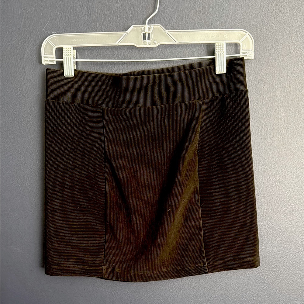 Classic Black Stretchy Mini-Skirt
